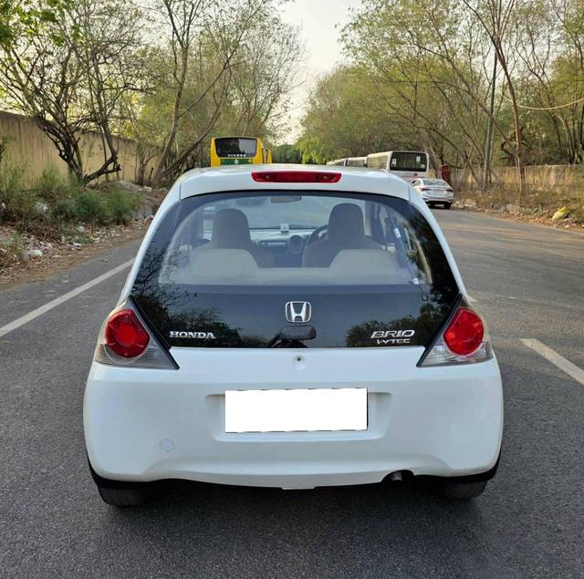 https://images10.gaadi.com/usedcar_image/4514449/original/processed_395efa0696c1c7fe2ab2ed3ffc413b09.jpg?imwidth=6402