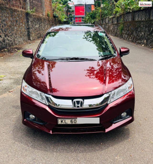 https://images10.gaadi.com/usedcar_image/4514462/original/7e50422242b9210e562281b215eb4fb3.jpg?imwidth=6400