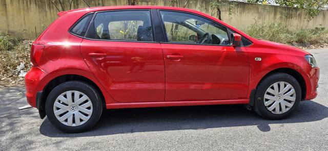 https://images10.gaadi.com/usedcar_image/4514473/original/5f3061acbe7902afaff57c513f3673f3.jpg?imwidth=6401