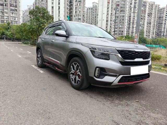 https://images10.gaadi.com/usedcar_image/4514474/original/processed_ffc04e3f8e575b49c42a0691330683e2.jpg?imwidth=6400