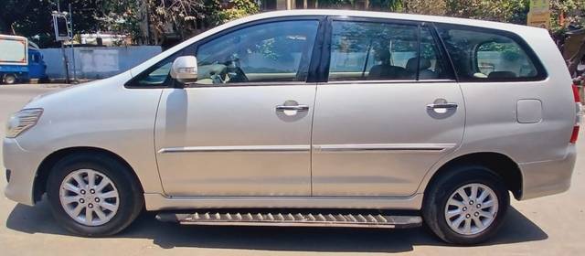 https://images10.gaadi.com/usedcar_image/4514478/original/5b9352748fcafd68d8bb26cd04588d62.jpeg?imwidth=6401