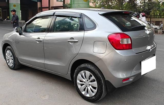 https://images10.gaadi.com/usedcar_image/4514481/original/processed_8f0bf67549e03ea7a25cde574b35e952.jpg?imwidth=6402