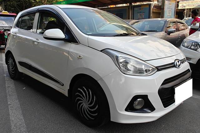 https://images10.gaadi.com/usedcar_image/4514498/original/processed_125d54088d2e0461bfa020829f836e2d.jpg?imwidth=6400
