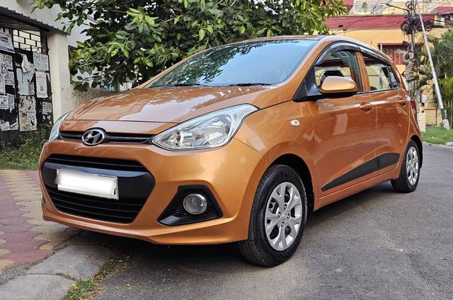 https://images10.gaadi.com/usedcar_image/4514499/original/processed_8eb18825e1eabc23c0d913df7f827483.jpg?imwidth=6400