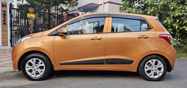 https://images10.gaadi.com/usedcar_image/4514499/original/processed_f0de4890363952fb9fc8be4ce374147c.jpg?imwidth=6402