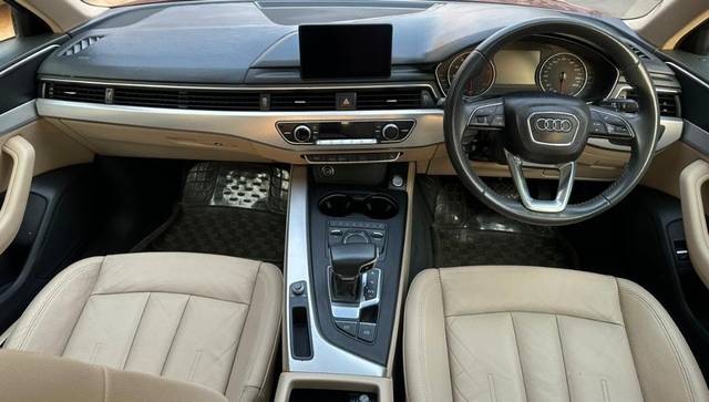 https://images10.gaadi.com/usedcar_image/4514500/original/27458d0e235a0d6fd5bbb65bf8fde422.jpg?imwidth=6401