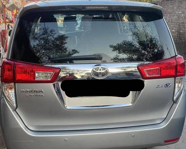 https://images10.gaadi.com/usedcar_image/4514502/original/87d8bd3e59cb2870201e1815616b2953.jpg?imwidth=6401