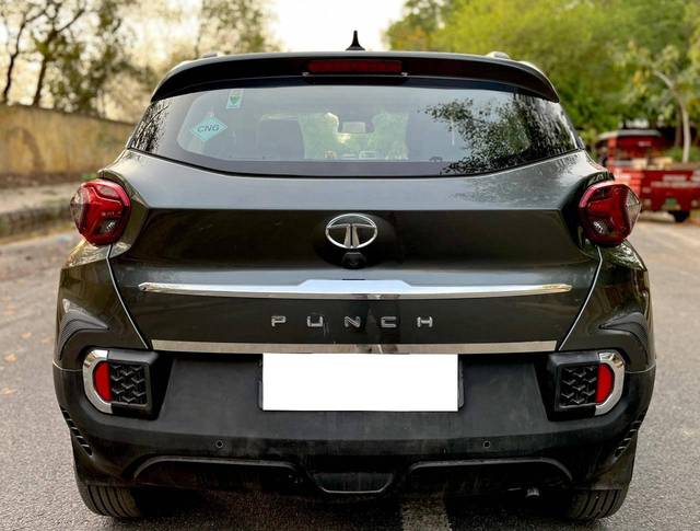 https://images10.gaadi.com/usedcar_image/4514504/original/processed_6e12452d9c0f4e624032a851a2489a1e.jpg?imwidth=6402