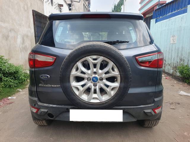 https://images10.gaadi.com/usedcar_image/4514505/original/processed_3005976331e2e24e087e040b28fdbd9d.jpg?imwidth=6401