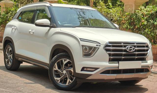 https://images10.gaadi.com/usedcar_image/4514513/original/processed_d9834467a2e1010ada8645e8b5211793.jpg?imwidth=6400