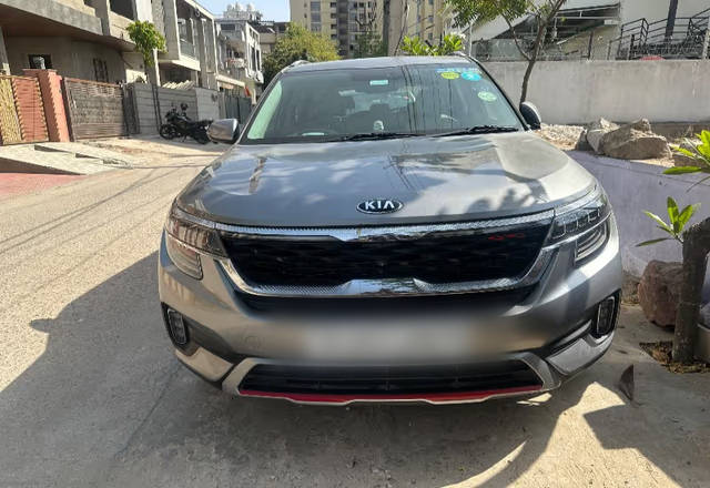 https://images10.gaadi.com/usedcar_image/4514520/original/5ce9544f-5555-475c-ac41-964a7511800a.?imwidth=6400
