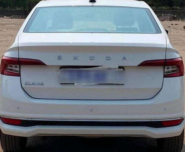 https://images10.gaadi.com/usedcar_image/4514523/original/processed_8f827bd5d4c3c11caa71cfa4661cd051.jpg?imwidth=6402