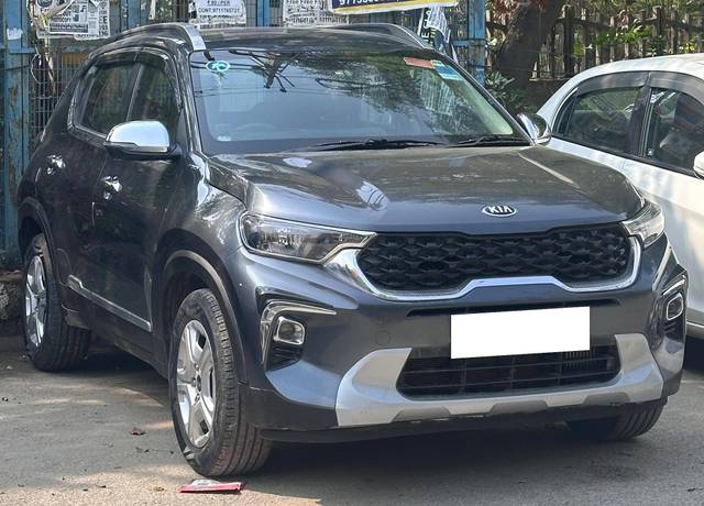 https://images10.gaadi.com/usedcar_image/4514534/original/processed_bb1b0bcaa810ac2e8600516e1ecbe562.jpg?imwidth=6400