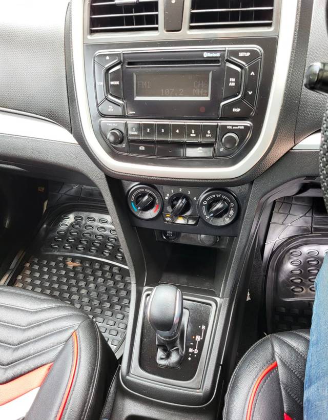 https://images10.gaadi.com/usedcar_image/4514542/original/cf9ac3741b0c25362e71a6590a66b107.jpg?imwidth=6402