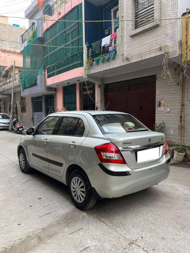 https://images10.gaadi.com/usedcar_image/4514545/original/processed_2662198293e6d65f22c9fd93cb7c17c4.jpg?imwidth=6402