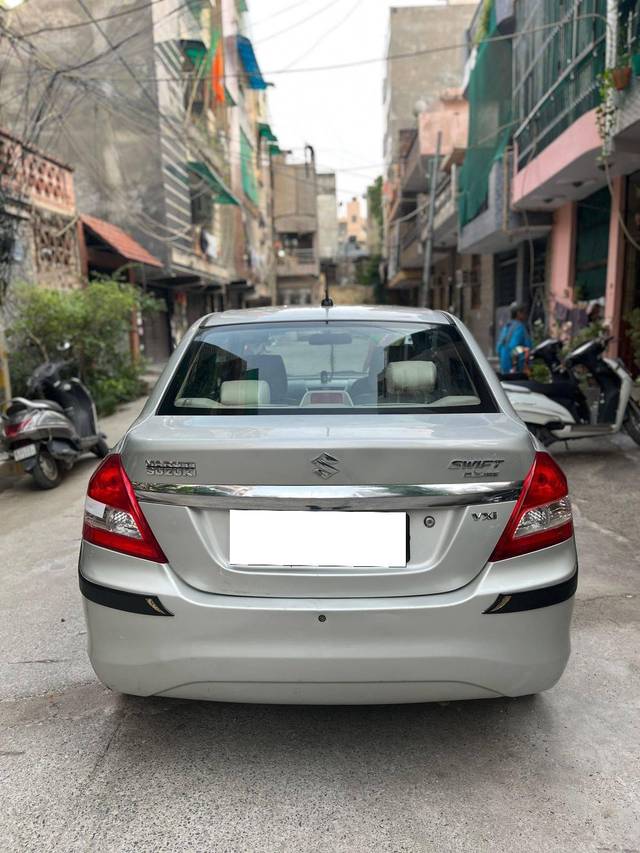 https://images10.gaadi.com/usedcar_image/4514545/original/processed_8f24cb82a3a1a3aedfb5b32d49a91d9a.jpg?imwidth=6401