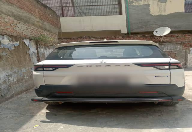 https://images10.gaadi.com/usedcar_image/4514575/original/db102d90-bfd9-4650-a2d5-d57deba43678.?imwidth=6401