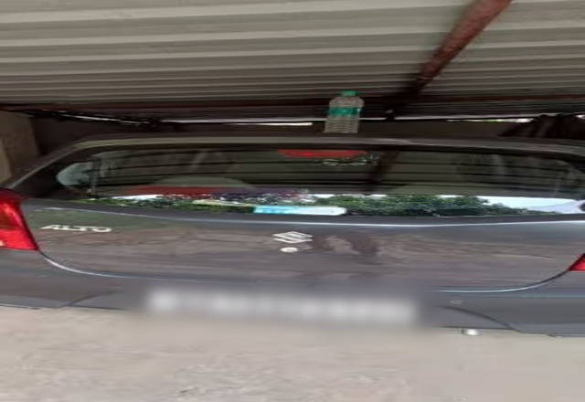https://images10.gaadi.com/usedcar_image/4514576/original/63505b7e-c062-45d6-bdce-b85af1d0450a.?imwidth=6400
