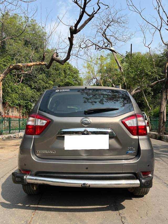 https://images10.gaadi.com/usedcar_image/4514601/original/processed_570edd89a0ec445c7ebc3d94f8b426da.jpg?imwidth=6402