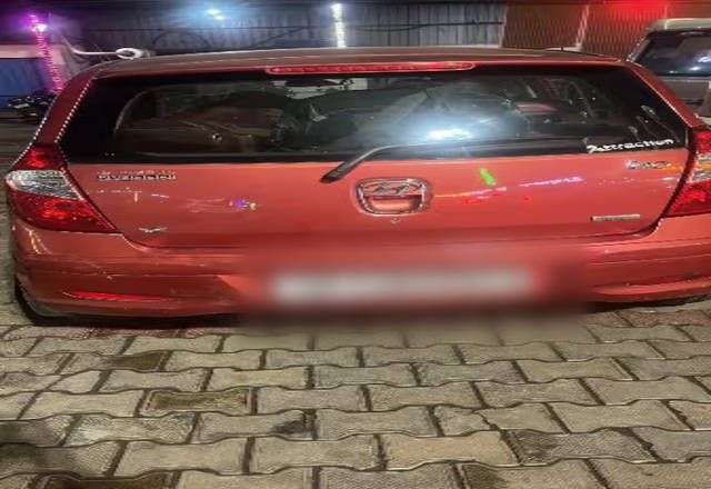 https://images10.gaadi.com/usedcar_image/4514605/original/caabeffb-74ce-4354-8a3d-525411f4218b.?imwidth=6401