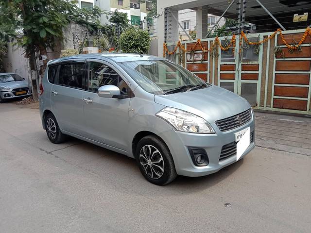 https://images10.gaadi.com/usedcar_image/4514610/original/processed_b8e67c71d4f2efd250380009fe51dd14.jpg?imwidth=6400