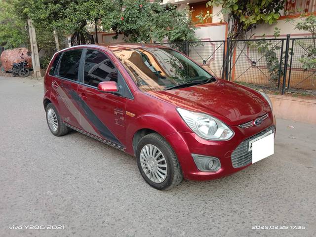 https://images10.gaadi.com/usedcar_image/4514622/original/processed_4dc6bd071b588d8bdd9a53550bfcb95d.jpg?imwidth=6400