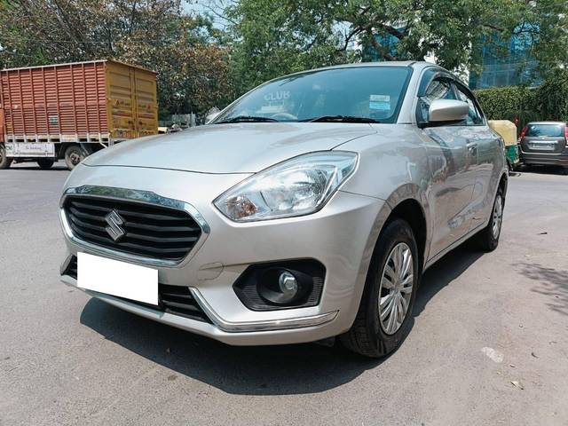 https://images10.gaadi.com/usedcar_image/4514625/original/processed_8bbbf07214fa5de09a13dfc45b7cc20a.jpg?imwidth=6402