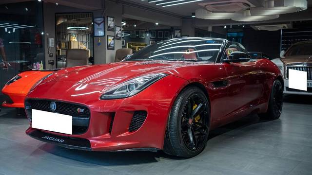 https://images10.gaadi.com/usedcar_image/4514636/original/processed_fa524a1597fb36e7a3a6ed070f3cc916.jpg?imwidth=6402