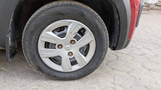 https://images10.gaadi.com/usedcar_image/4514640/original/processed_2de3f9cdc1a0c63ab0bef10b0f06d211.jpg?imwidth=6402