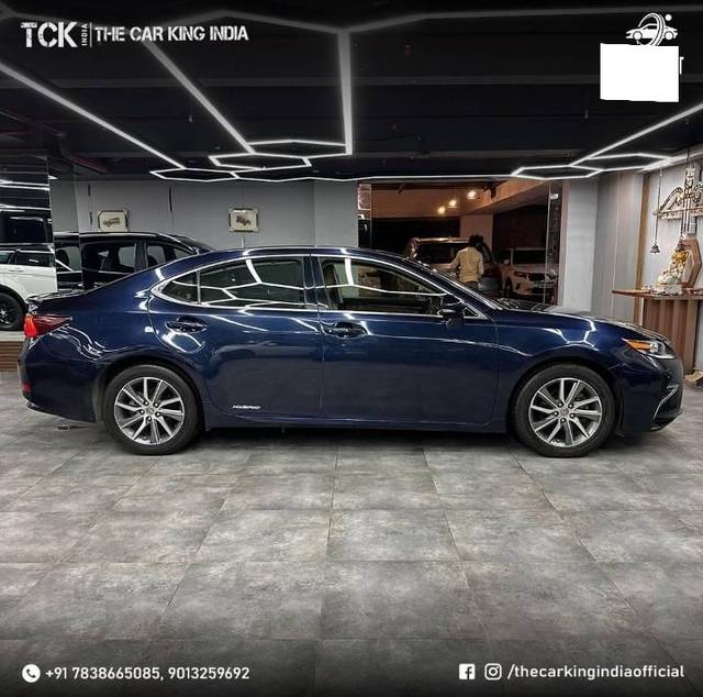 https://images10.gaadi.com/usedcar_image/4514641/original/processed_13dd4efa7d687b9c5582d5266cdca38a.jpg?imwidth=6401