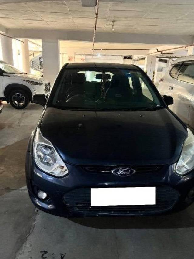https://images10.gaadi.com/usedcar_image/4514649/original/processed_c84be522-68d8-4711-ac87-d6f1ff2a886f.jpeg?imwidth=6400