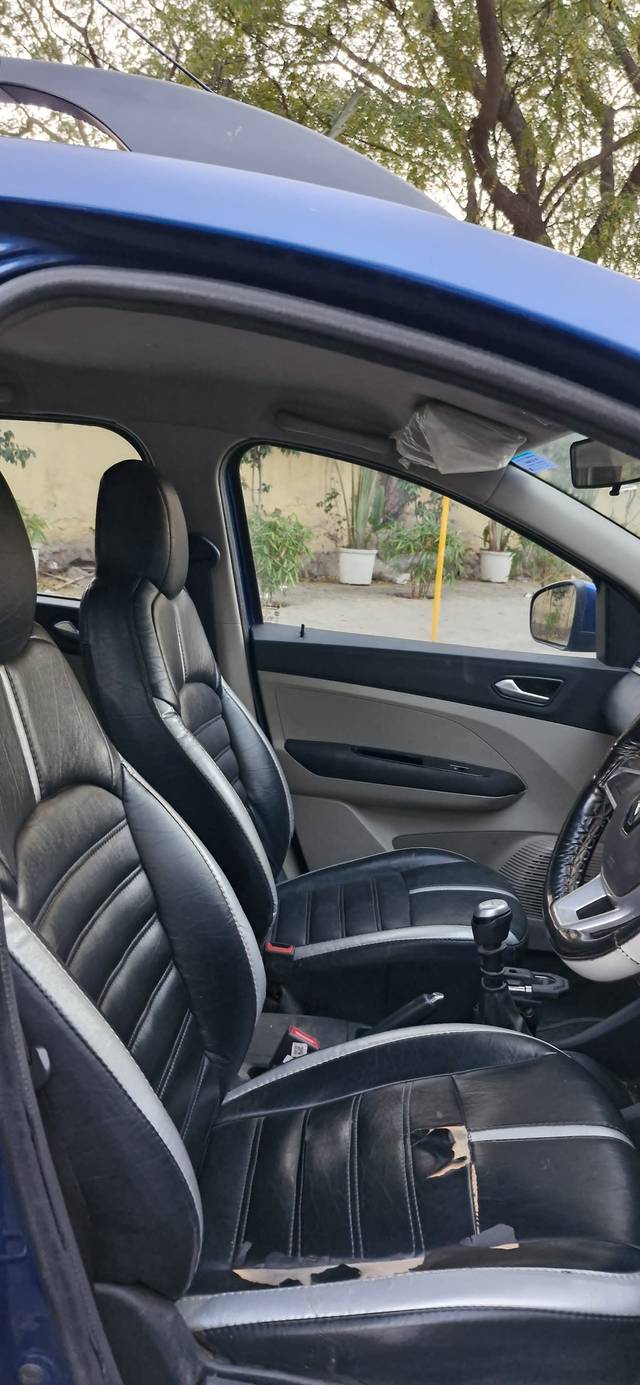 https://images10.gaadi.com/usedcar_image/4514659/original/f56bcc9f4063810b76bf940ecdb8ea49.jpg?imwidth=6402