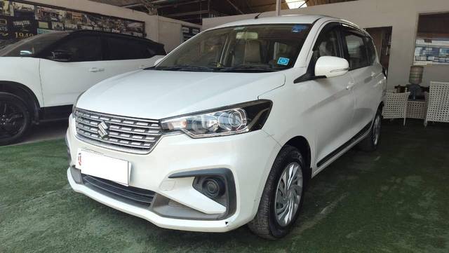 https://images10.gaadi.com/usedcar_image/4514662/original/processed_294aafc3914ddc5a31afbced9270490a.jpg?imwidth=6402