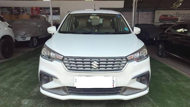 https://images10.gaadi.com/usedcar_image/4514662/original/processed_be585f5ed7e5d74e7412d4a6e3c24ea4.jpg?imwidth=6400
