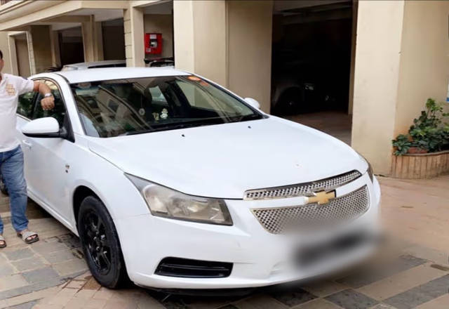 https://images10.gaadi.com/usedcar_image/4514669/original/9944c29c-a85c-436a-8608-e148f14f265a.?imwidth=6400