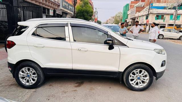 https://images10.gaadi.com/usedcar_image/4514675/original/processed_904242f7b2322cd048b35b865e581d3c.jpg?imwidth=6401