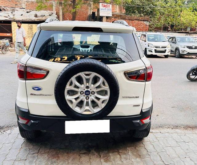 https://images10.gaadi.com/usedcar_image/4514675/original/processed_ff012cab5e26b66639b64790f06bf3b4.jpg?imwidth=6402