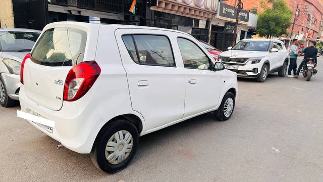 https://images10.gaadi.com/usedcar_image/4514683/original/processed_c749d5be9515a88ed1abdf9fefdba3ed.jpg?imwidth=6401