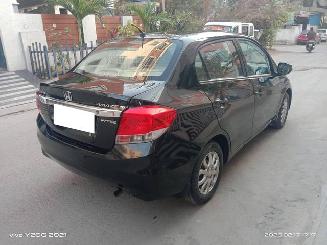https://images10.gaadi.com/usedcar_image/4514687/original/processed_16ab991159d21ae7708854ac72b169ea.jpg?imwidth=6401