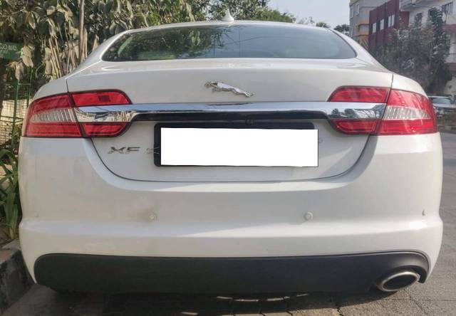 https://images10.gaadi.com/usedcar_image/4514692/original/processed_e9984f1dcaf0b349cd23a96c2859f455.jpeg?imwidth=6402