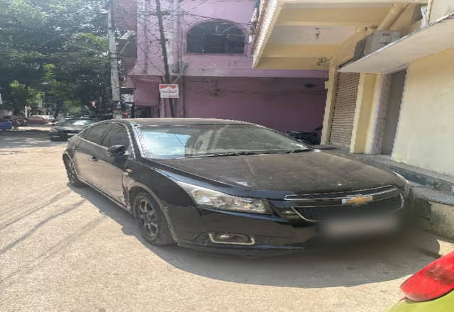 https://images10.gaadi.com/usedcar_image/4514696/original/045ab980-c3bf-4dad-8356-860d614fdfb9.?imwidth=6400