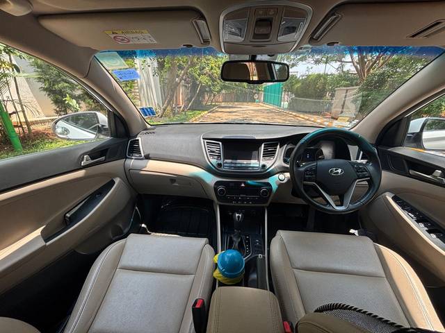 https://images10.gaadi.com/usedcar_image/4514723/original/b6d68d95-8900-40fa-8a12-b5e8adc273db.jpg?imwidth=6402