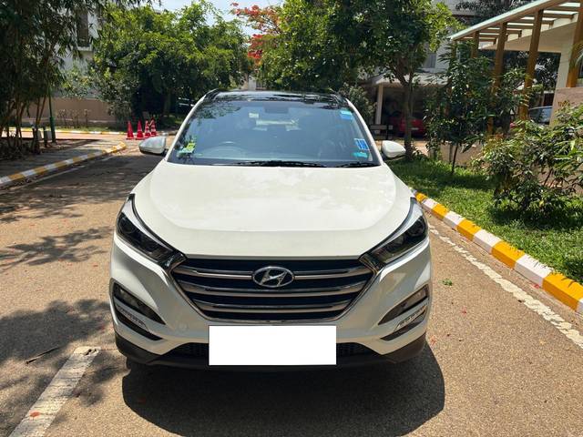 https://images10.gaadi.com/usedcar_image/4514723/original/processed_87f34dc5-6c6f-4303-9bc0-5c60042d5dac.jpg?imwidth=6401