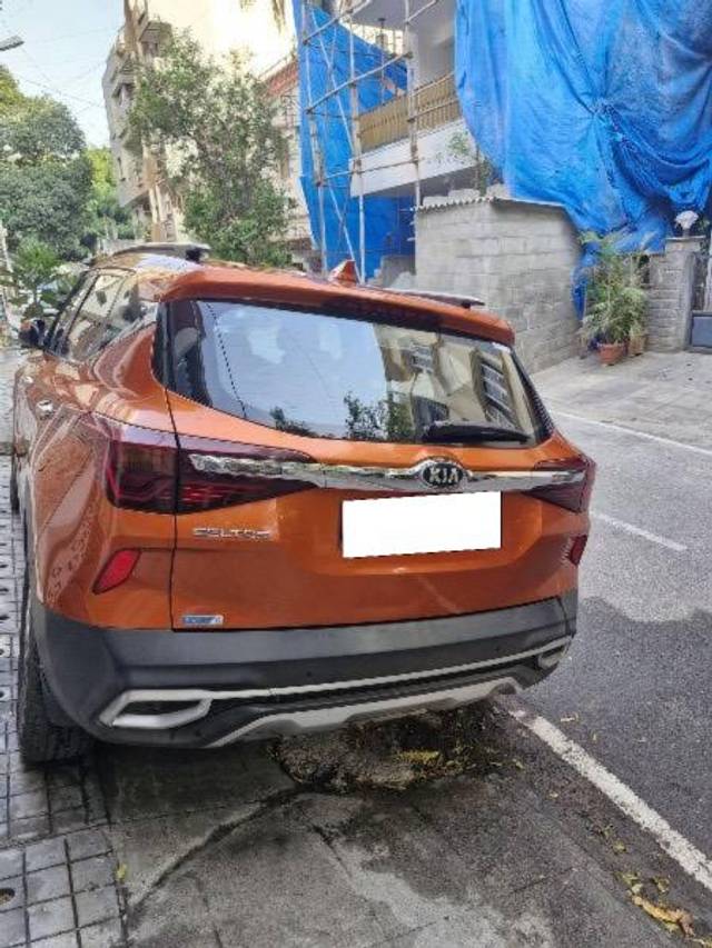https://images10.gaadi.com/usedcar_image/4514749/original/processed_4f73e04a-beee-409f-82d9-3bbf00ac88ea.jpg?imwidth=6401
