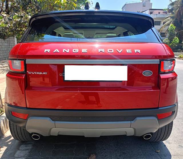 https://images10.gaadi.com/usedcar_image/4514778/original/processed_0bab220db59a26bb57f34f89086d1550.jpeg?imwidth=6402