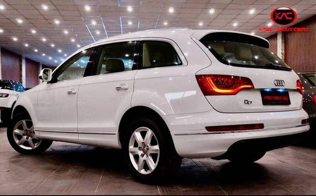 https://images10.gaadi.com/usedcar_image/4514785/original/processed_5848aa03fd3150f2210c6105bc8c1b37.jpg?imwidth=6402
