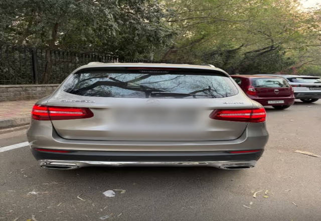 https://images10.gaadi.com/usedcar_image/4514794/original/e84628bf-1865-4c63-8f64-c353547f2f98.?imwidth=6401