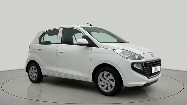 https://images10.gaadi.com/usedcar_image/4514795/original/8d1a7bd51034135b87320f902eab9db2.jpg?imwidth=6400