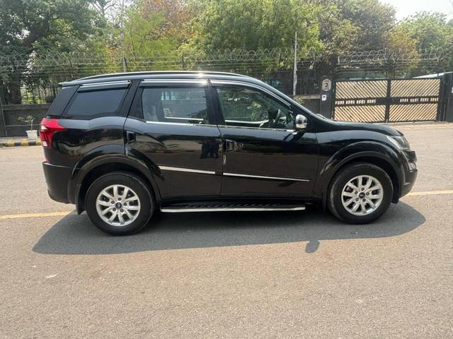 https://images10.gaadi.com/usedcar_image/4514799/original/processed_9bfafdd3bfee6dfb52f10cc661a807c9.jpg?imwidth=6401