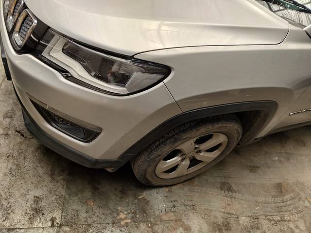 https://images10.gaadi.com/usedcar_image/4514803/original/41d73e8e002cdee42df7de075a94698d.jpg?imwidth=6402